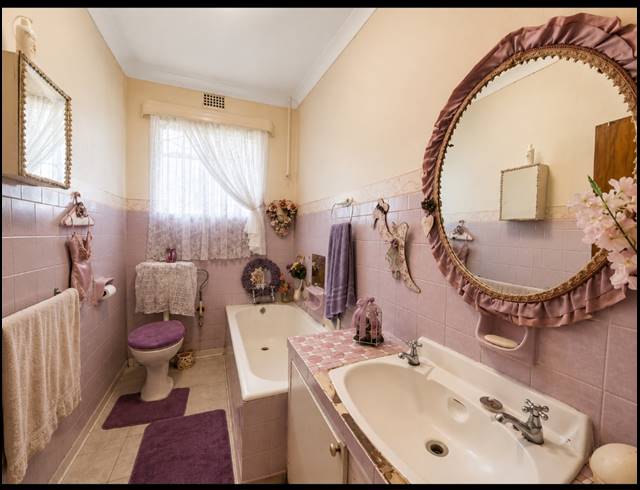 7 BEDROOM HOUSE FOR SALE IN MOOILANDE